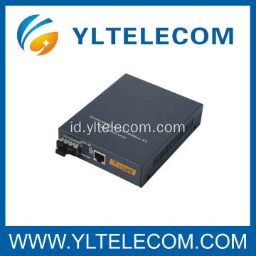 10 / 100M / 1000M Single-mode Fiber Optic Media Converter